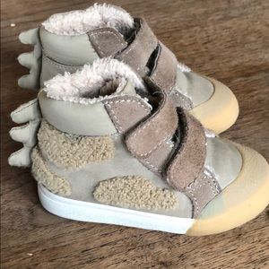Baby dinosaur high tops